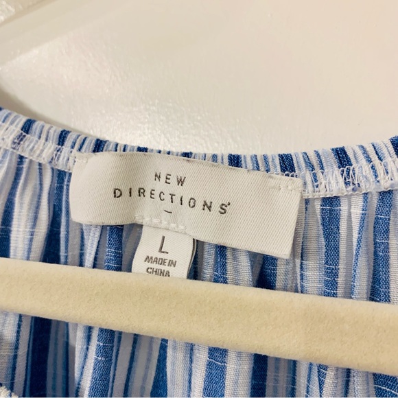 New Directions | Size Large Womens striped blouse - Picture 3 of 6